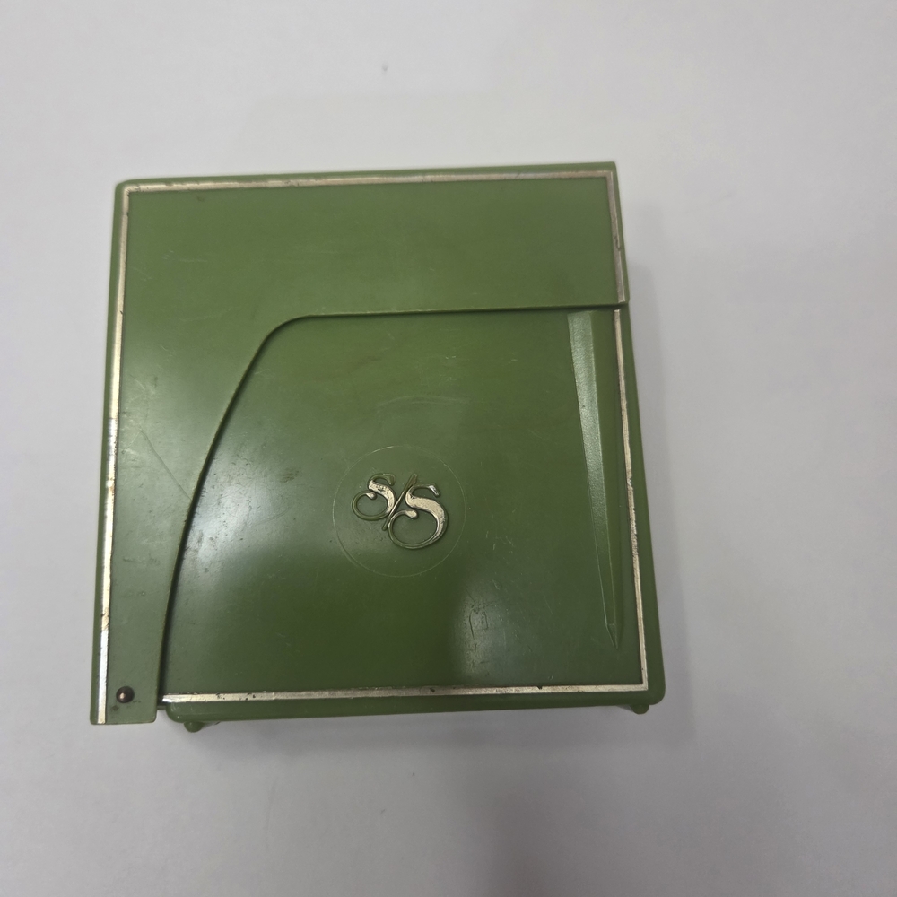 Vintage Green Compact Scale with Gold Accents